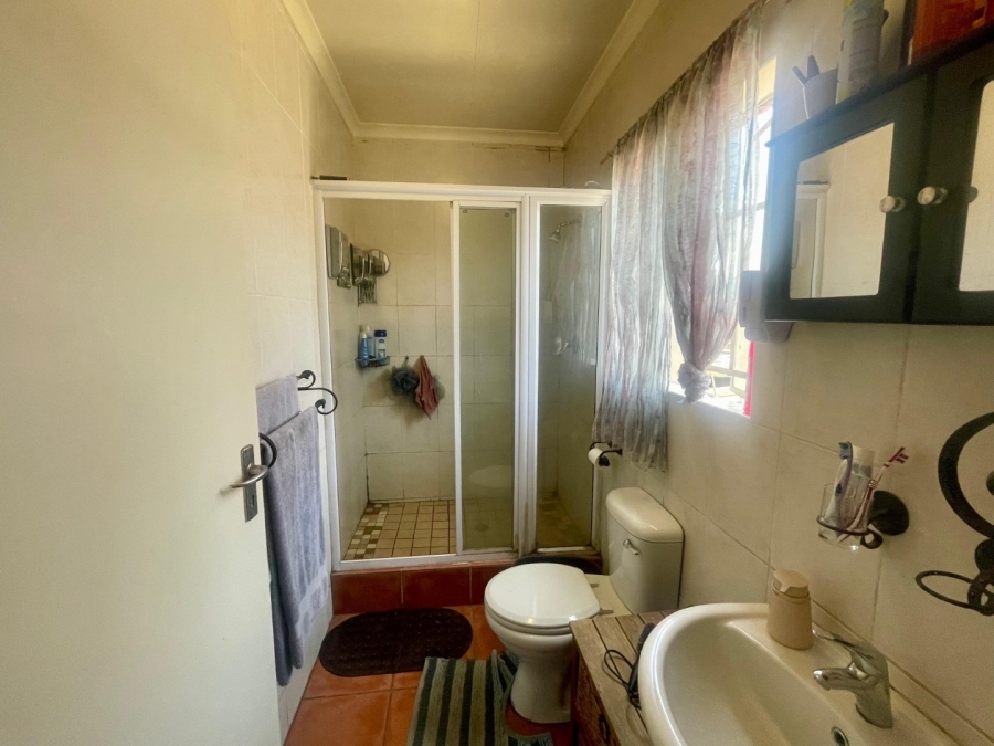 3 Bedroom Property for Sale in Waterval East North West